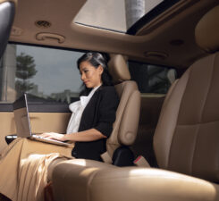 Top benefits of Hiring a chauffeur service